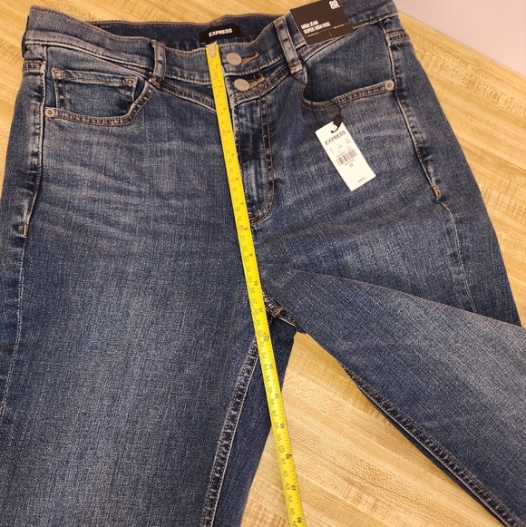 EXPRESS Mom Jean Super High Rise, Dark Wash, size 8R - Picture 12 of 13